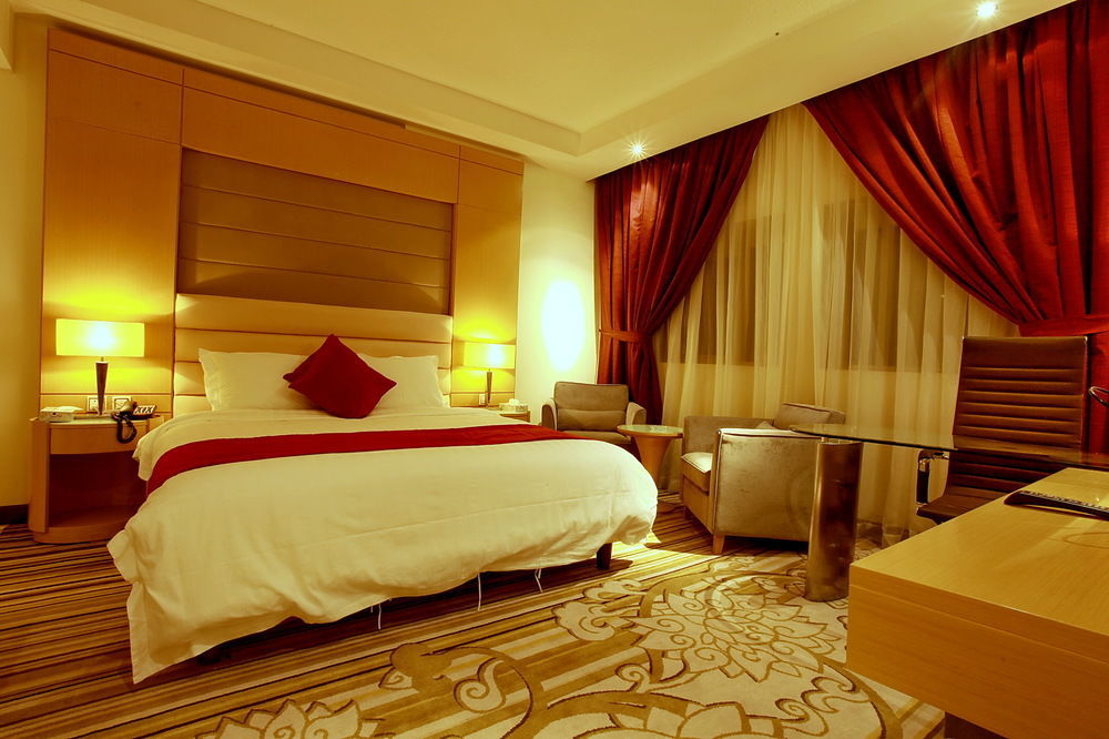 Coral Olaya 4*